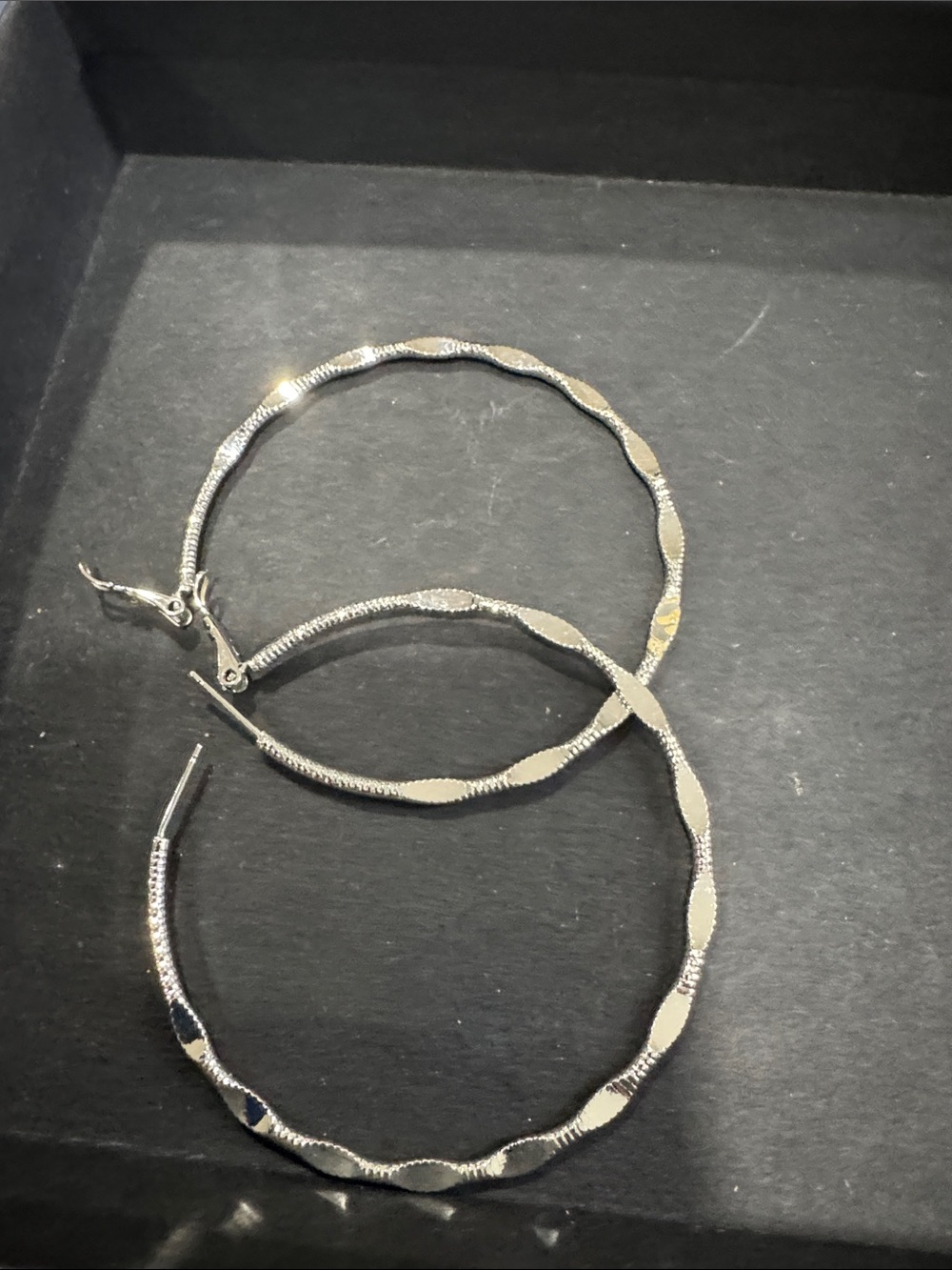 Classic sterling Silver-Wavy Hoop Earrings - Women Jewelry